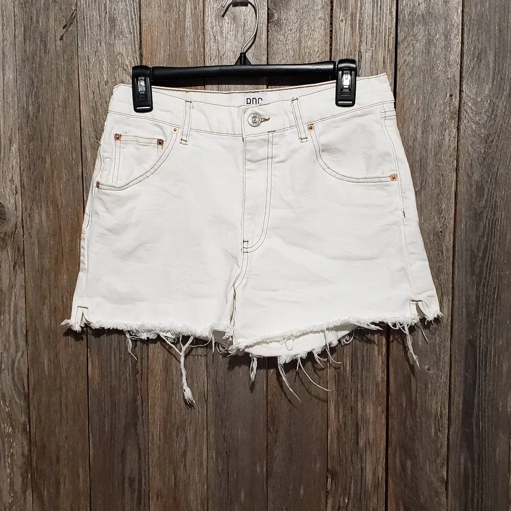 BDG Urban Outfitters‎ 28 Jean Shorts White Hi Rise Cut Offs Boho Coastal Casual